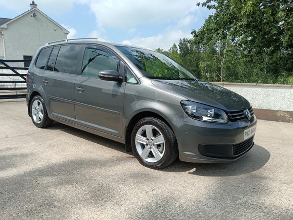 Volkswagen Touran MPV, Diesel, 2013, Grey