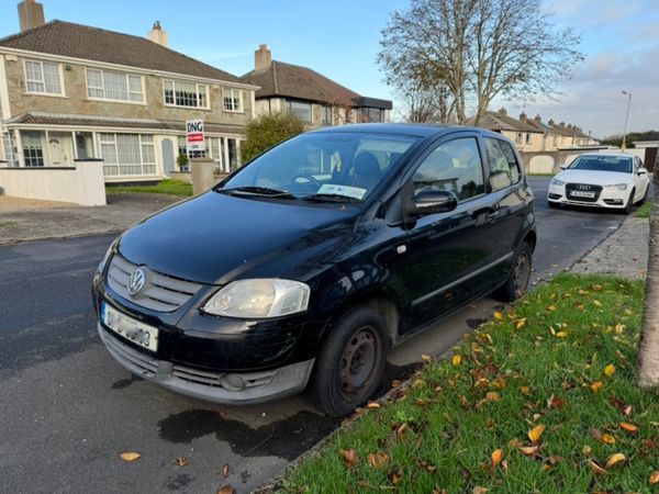 Volkswagen Fox Hatchback, Petrol, 2007, Black