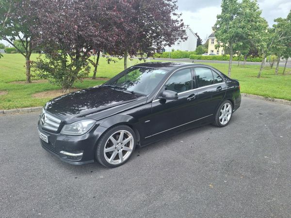 Mercedes-Benz C-Class Saloon, Diesel, 2012, Black