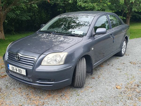 Toyota Avensis Saloon, Petrol, 2006, Grey