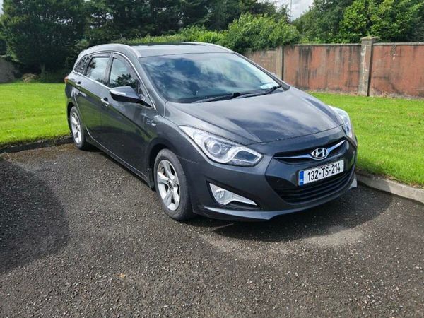 Hyundai i40 Estate/Jeep, Diesel, 2013, Grey
