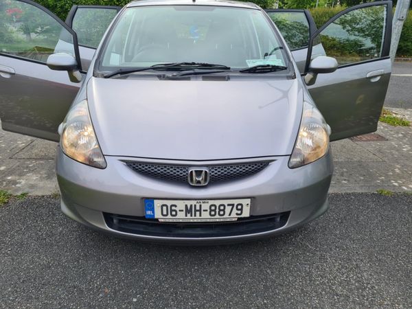 Honda Jazz Hatchback, Petrol, 2006, Grey