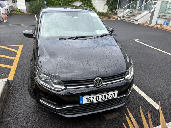 Volkswagen Polo Hatchback, Petrol, 2016, Black