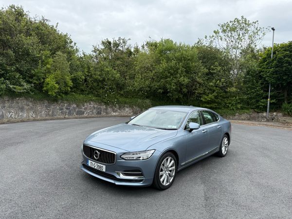 Volvo S90 Saloon, Diesel, 2017, Blue