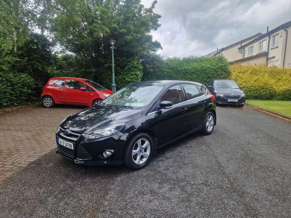 Ford Focus Hatchback, Petrol, 2014, Black