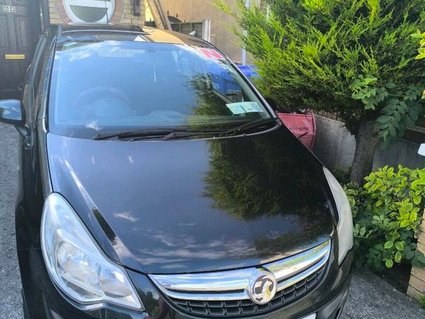 Vauxhall Corsa Hatchback, Diesel, 2012, Black