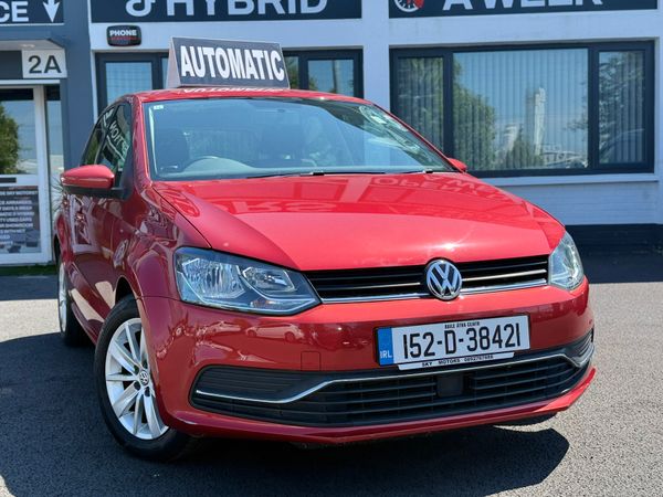 Volkswagen Polo Hatchback, Petrol, 2015, Red