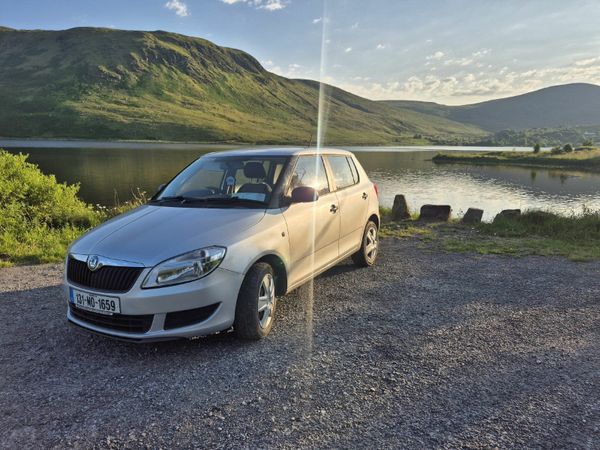Skoda Fabia Hatchback, Diesel, 2013, Silver