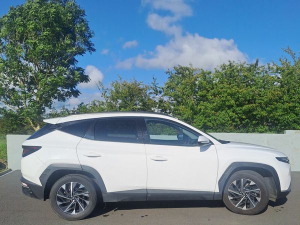 Hyundai Tucson SUV, Diesel, 2023, White