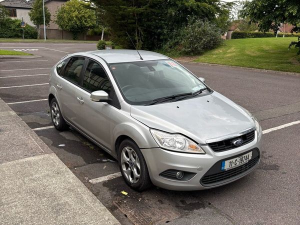 Ford Focus Hatchback, Diesel, 2011, Silver