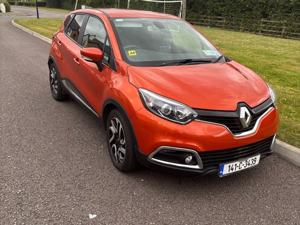 Renault Captur Hatchback, Diesel, 2014, Orange
