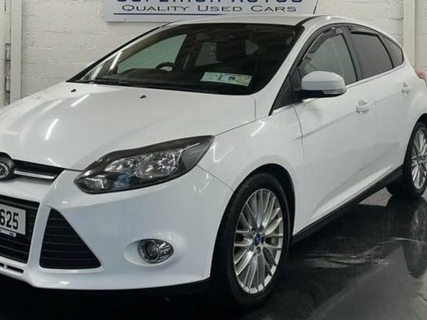 Ford Focus Hatchback, Diesel, 2012, White