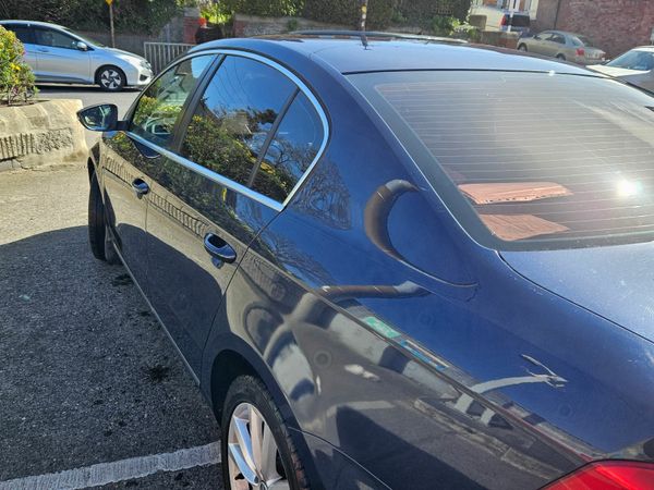 Volkswagen Passat Saloon, Diesel, 2014, Blue