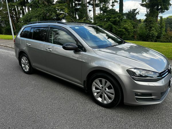 Volkswagen Golf Estate, Petrol, 2015, Gold