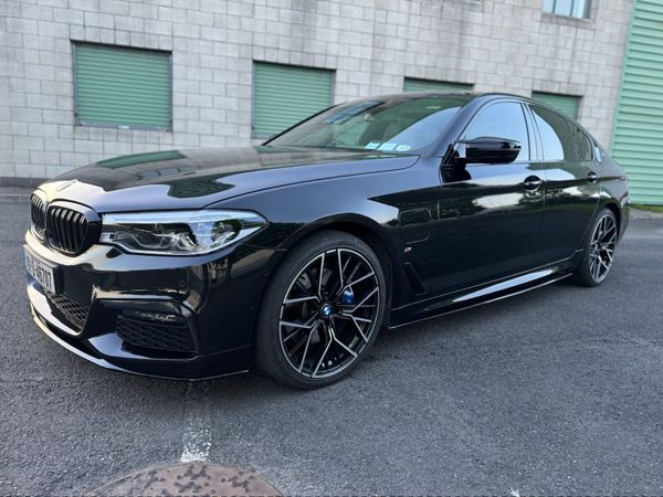 BMW 5-Series Saloon, Petrol Plug-in Hybrid, 2019, Black