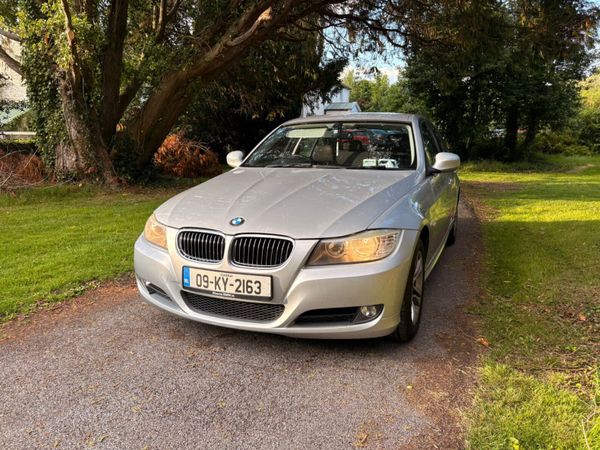 BMW 3-Series Saloon, Diesel, 2009, Silver