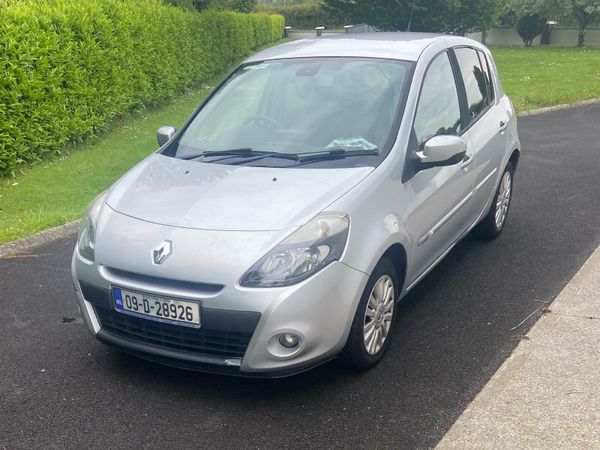 Renault Clio Hatchback, Ethanol Petrol, 2009, Silver