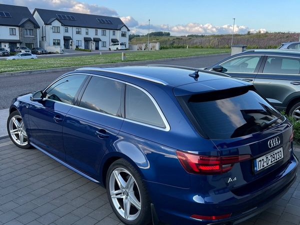 Audi A4 Estate, Petrol, 2017, Blue