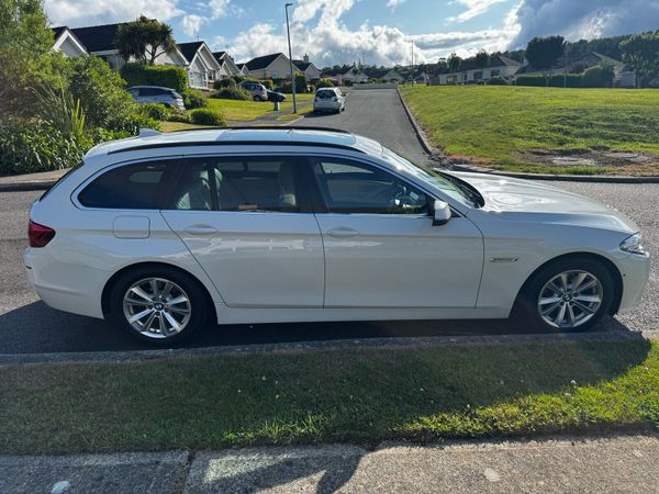 BMW 5-Series Estate/Jeep, Diesel, 2016, White