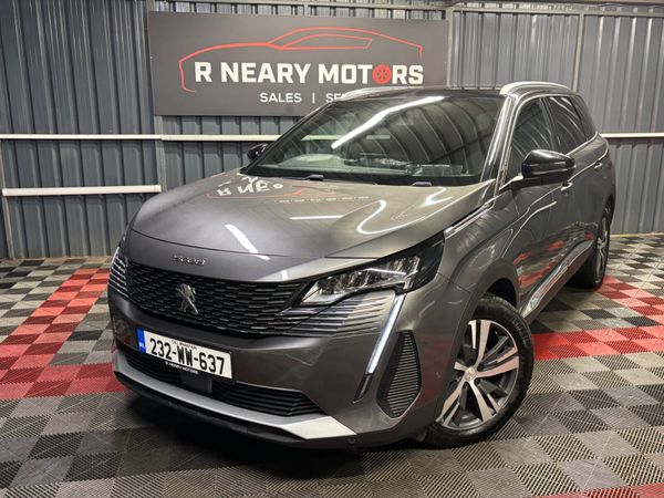 Peugeot 5008 MPV, Diesel, 2023, Grey