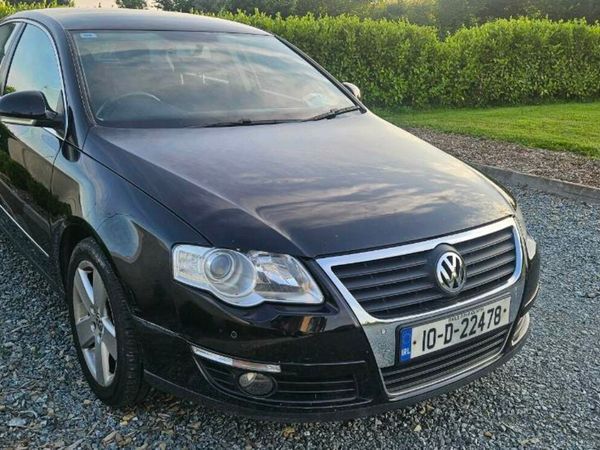 Volkswagen Passat Saloon, Petrol, 2010, Black