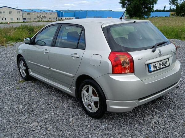 Toyota Corolla Hatchback, Diesel, 2006, Silver