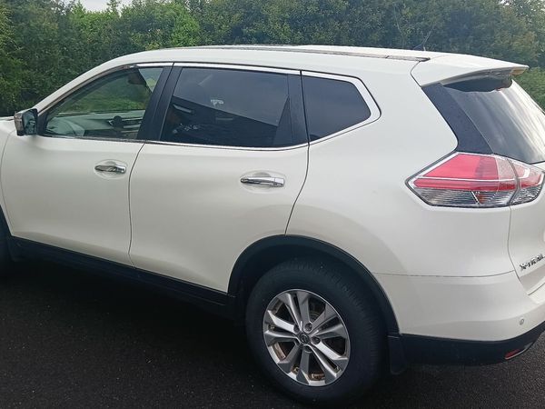 Nissan X-Trail SUV, Diesel, 2015, White