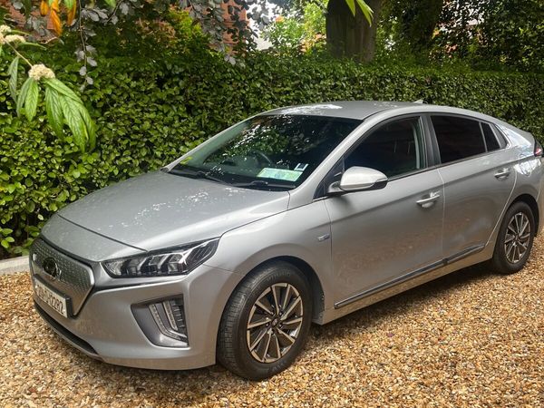 Hyundai IONIQ Hatchback, Electric, 2020, Grey
