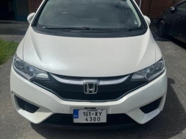 Honda Fit Hatchback, Petrol Hybrid, 2016, White