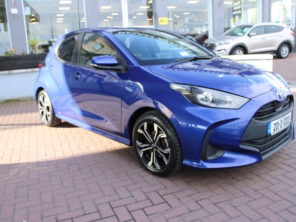 Toyota Yaris Hatchback, Petrol, 2020, Blue