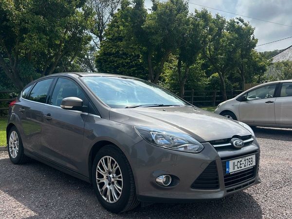 Ford Focus Hatchback, Diesel, 2011, Brown