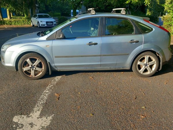 Ford Focus Hatchback, Petrol, 2006, Blue