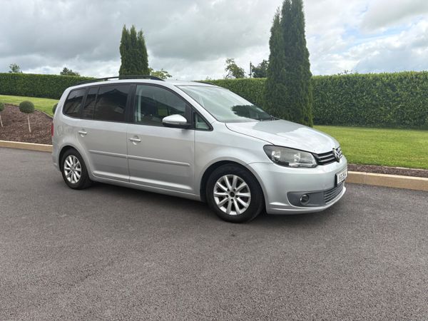 Volkswagen Touran MPV, Diesel, 2011, Silver