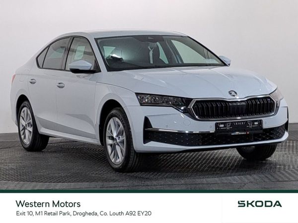 Skoda Octavia Hatchback, Diesel, 2025, White