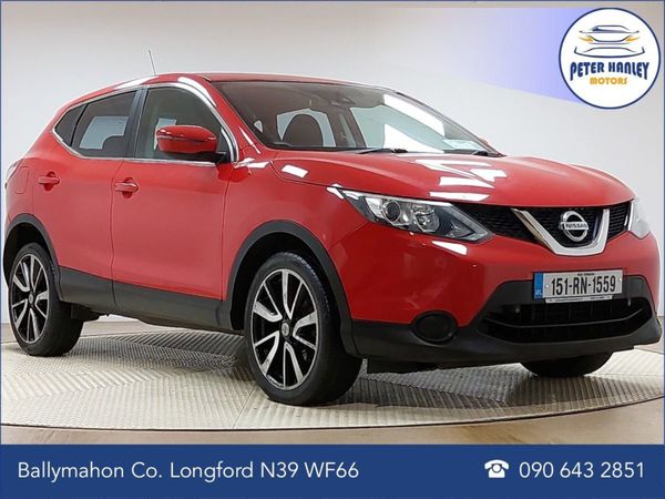 Nissan Qashqai Hatchback, Diesel, 2015, Red