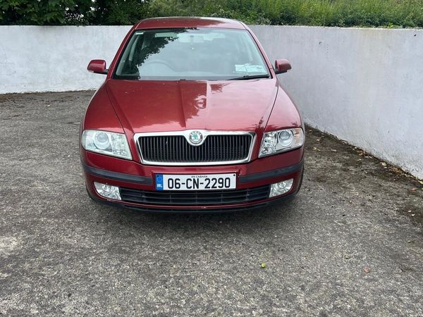 Skoda Octavia Hatchback, Diesel, 2006, Red