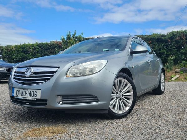 Vauxhall Insignia Hatchback, Diesel, 2013, Silver