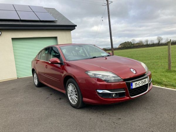 Renault Laguna Hatchback, Diesel, 2011, Red