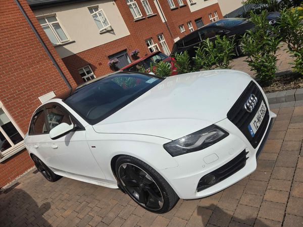 Audi A4 Saloon, Diesel, 2012, White