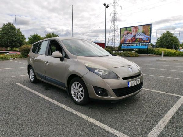 Renault Grand Scenic MPV, Diesel, 2011, Gold