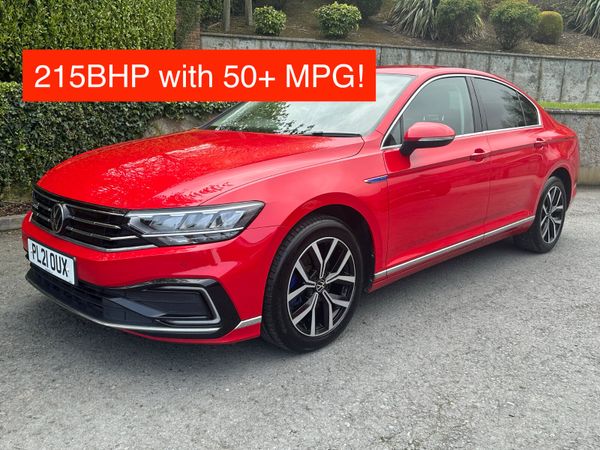 Volkswagen Passat Saloon, Petrol Hybrid, 2021, Red
