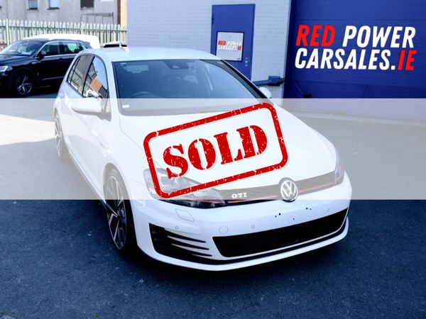 Volkswagen Golf Hatchback, Petrol, 2016, White