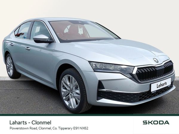 Skoda Octavia Saloon, Diesel, 2025, Silver