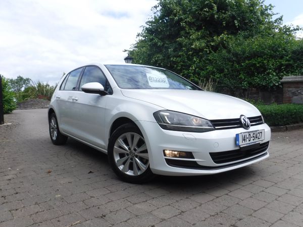 Volkswagen Golf Hatchback, Petrol, 2014, White