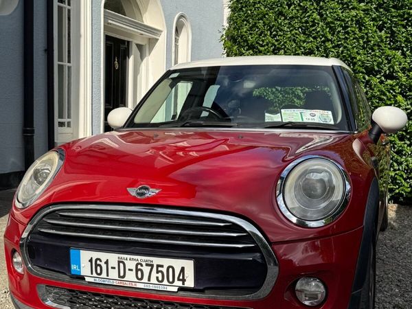 Mini Cooper Hatchback, Petrol, 2016, Red