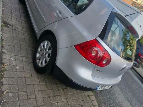 Volkswagen Golf Hatchback, Petrol, 2008, Silver