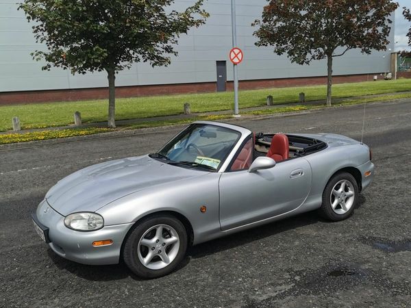 Mazda MX-5 Convertible, Petrol, 2000, Silver