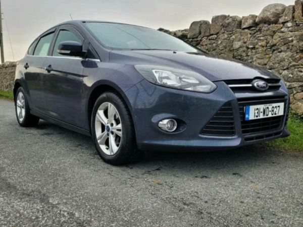 Ford Focus Hatchback, Petrol, 2013, Grey