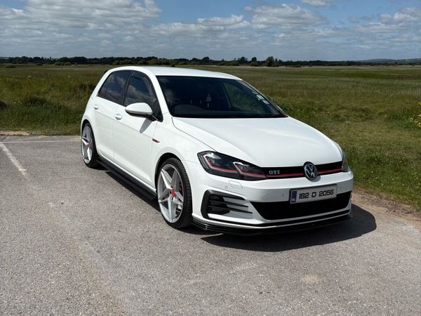 Volkswagen Golf Estate, Petrol, 2018, White