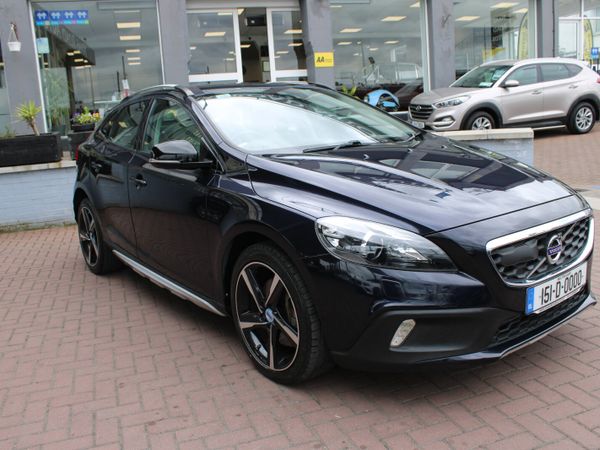 Volvo V40 Hatchback, Diesel, 2015, Blue